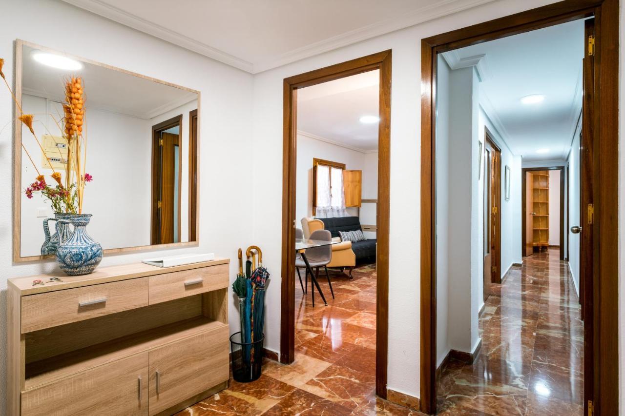 Ferienwohnung Holi-Rent Estrella Sevilla Exterior foto