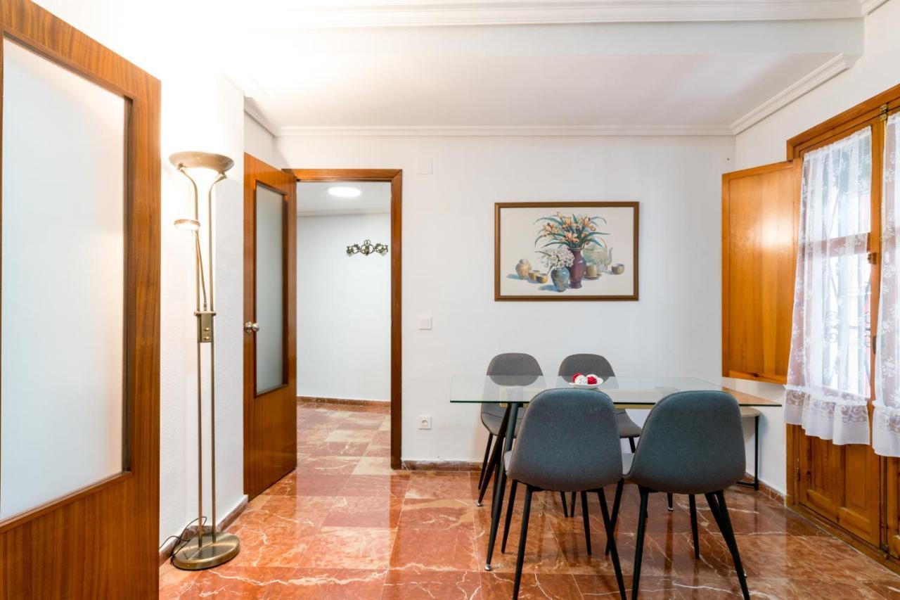 Ferienwohnung Holi-Rent Estrella Sevilla Exterior foto